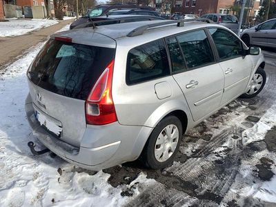 Gebraucht Renault Mégane GrandTour Authentique 80 PS (58 kW) 2004 Silber Kombi