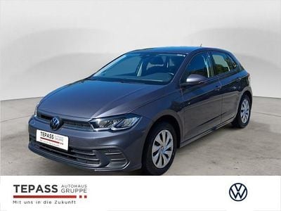 Usata VW Polo Life 95 CV (69 kW) 2023 Grigio Utilitaria