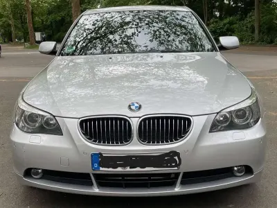 Gebraucht BMW 523 177 PS (130 kW) 2006 Grau Limousine