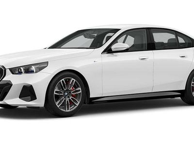 Gebraucht BMW 540 Comfort Edition 303 PS (222 kW) 2025 Weiß Limousine