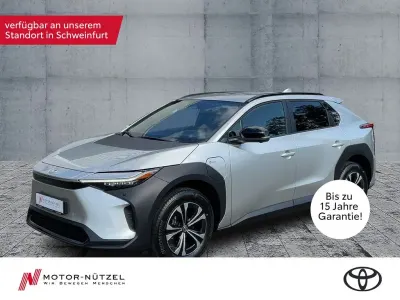 Usata Toyota bZ4X 150 kW (204 CV) 2025 Argento SUV