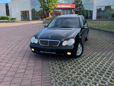 Gebraucht Mercedes C180 Classic 143 PS (105 kW) 2003 Schwarz Limousine
