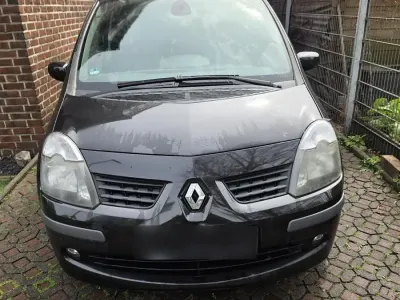 Usata Renault Modus 70 CV (51 kW) 2007 Nero Monovolume