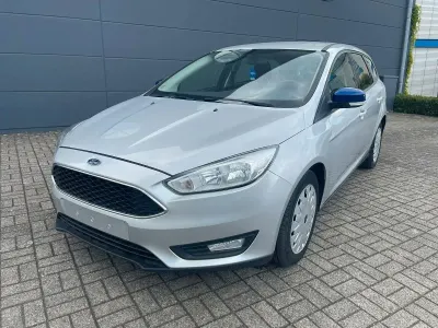 Gebraucht Ford Focus Trend 105 PS (77 kW) 2018 Silber Kombi