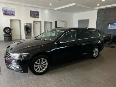 Gebraucht VW Passat 150 PS (110 kW) 2021 Schwarz Limousine