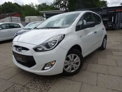 Gebraucht Hyundai ix20 Classic 90 PS (66 kW) 2014 Creamy white / sol Kleinwagen