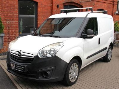 Gebraucht Opel Combo 105 PS (77 kW) 2015 Weiß Van / Kleinbus