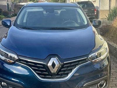 Gebraucht Renault Kadjar Bose Edition 131 PS (96 kW) 2015 Blau SUV
