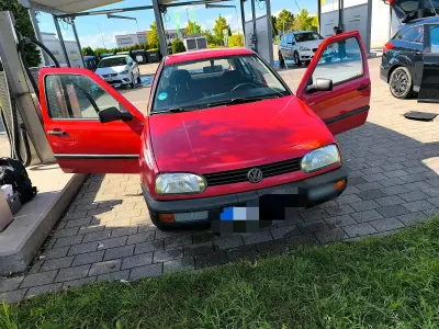 Gebraucht VW Golf III 75 PS (55 kW) 1992 Rot Kleinwagen