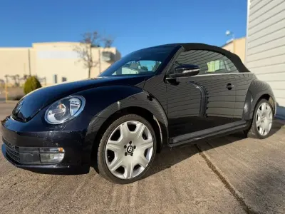 Gebraucht VW Beetle Design 110 PS (80 kW) 2015 Schwarz Kleinwagen