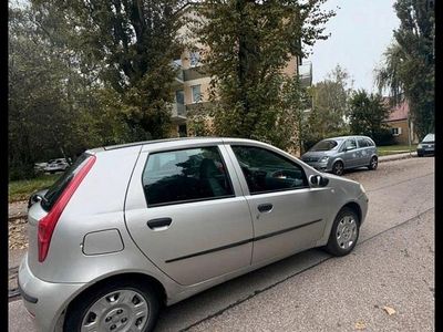 Gebraucht Fiat Punto 69 PS (50 kW) 2004 Silber Kleinwagen