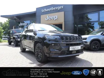 Gebraucht Jeep Compass 131 PS (96 kW) 2024 Schwarz SUV