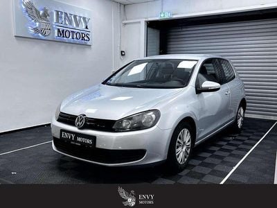 Second-hand VW Golf VI Trendline 80 CP (58 kW) 2010 Argintiu Hatchback