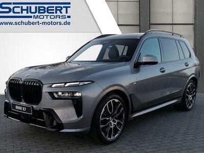 Neu BMW X7 Shadowline 352 PS (258 kW) 2026 Grau SUV