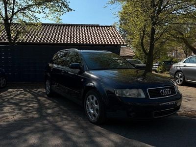 Usata Audi A4 131 CV (96 kW) 2002 Nero Station wagon