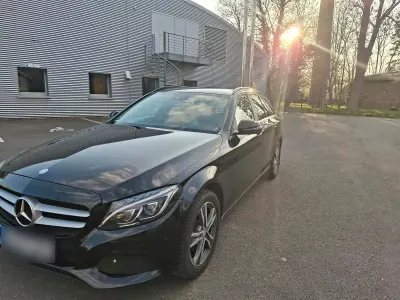 Gebraucht Mercedes C220 170 PS (125 kW) 2015 Schwarz Kombi