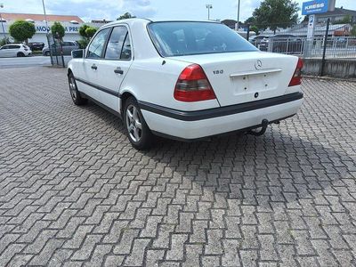 Mercedes C180