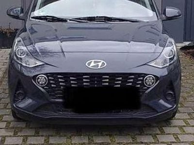 Gebraucht Hyundai i10 Edition 30 67 PS (49 kW) 2021 Grau Kleinwagen