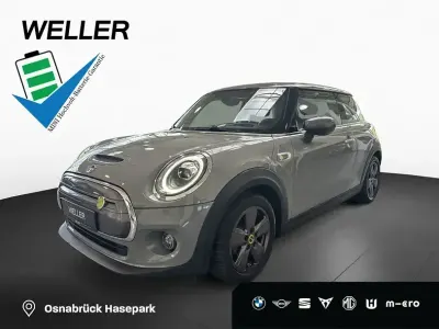 Gebraucht Mini Cooper SE 135 kW (184 PS) 2020 Moonwalk grey (grau) Kleinwagen