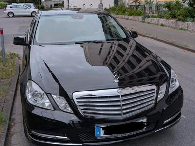 Mercedes E200