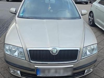 Beige Gebraucht 2006 Skoda Octavia Limousine | 3.400 € (Fairer Preis)