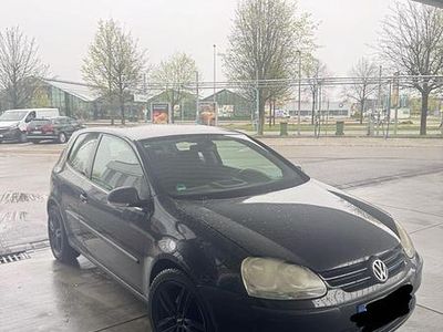 Gebraucht VW Golf IV 105 PS (77 kW) 2004 Schwarz Kleinwagen