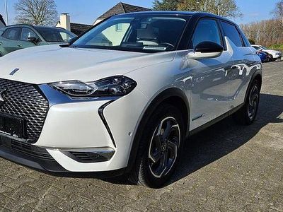 Gebraucht DS Automobiles DS3 Crossback So Chic 131 PS (96 kW) 2019 Farbe weiss perle perlmutt/typ SUV