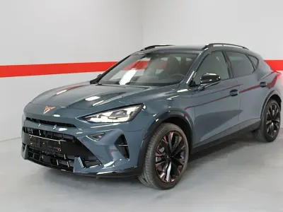 Neu Cupra Formentor 150 PS (110 kW) 2026 Blau SUV