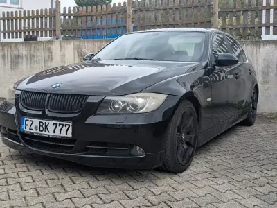 Gebraucht BMW 325 218 PS (160 kW) 2005 Schwarz Limousine
