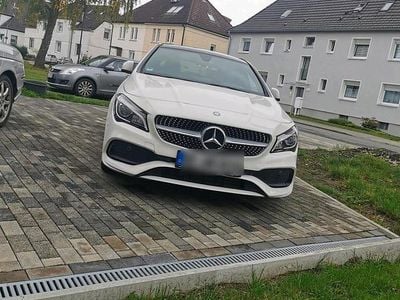 Mercedes CLA200
