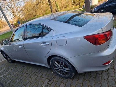 Gebraucht Lexus IS220d 177 PS (130 kW) 2009 Silber Limousine