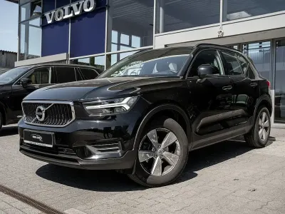 Brugt Volvo XC40 Momentum 163 HK (119 kW) 2022 Sort SUV