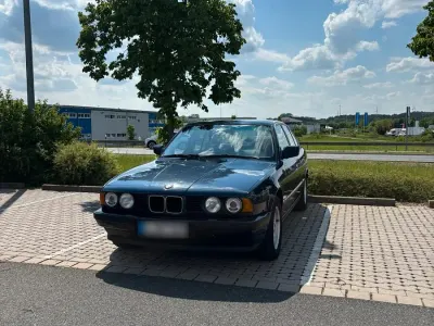 Gebraucht BMW 525 170 PS (125 kW) 1989 Blau Limousine