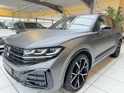 Gebraucht VW Touareg IQ Drive 286 PS (210 kW) 2025 Grau SUV