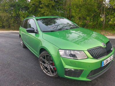 Gebraucht Skoda Octavia vRS 184 PS (135 kW) 2015 Grün Kleinwagen