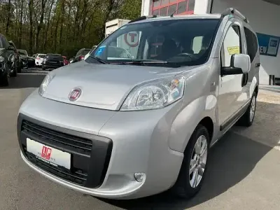 Gebraucht Fiat Qubo My Qubo 164 PS (120 kW) 2014 Silber Van / Kleinbus