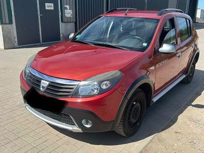Usata Dacia Sandero Stepway 84 CV (61 kW) 2011 Rosso Berlina