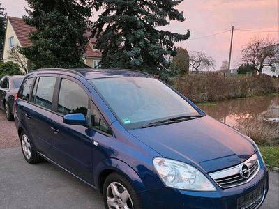 Blau Gebraucht 2008 Opel Zafira Edition Van / Kleinbus | 3.199 € (Fairer Preis)