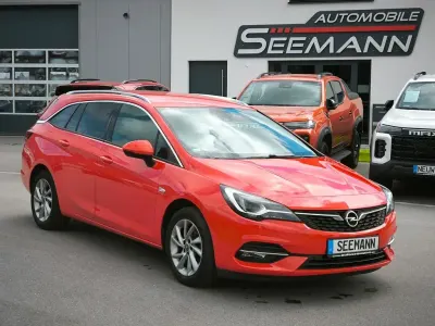 Gebraucht Opel Astra Elegance 131 PS (96 kW) 2020 Rot Kombi