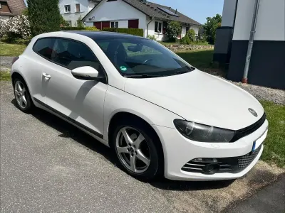 Gebraucht VW Scirocco 122 PS (89 kW) 2012 Weiß Coupé