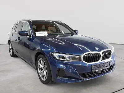 Gebraucht BMW 318 Sport Line 150 PS (110 kW) 2023 Phytonicblau metallic Kombi