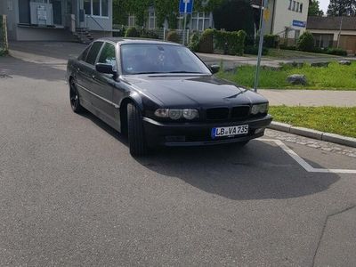 gebraucht BMW 735 i e38