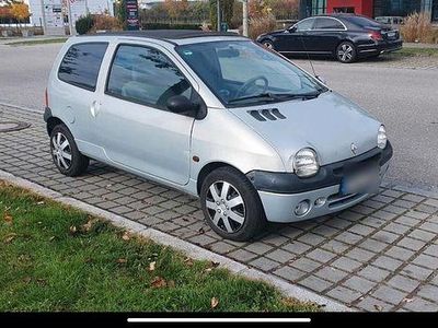 Usata Renault Twingo Initiale 75 CV (55 kW) 2001 Argento Utilitaria