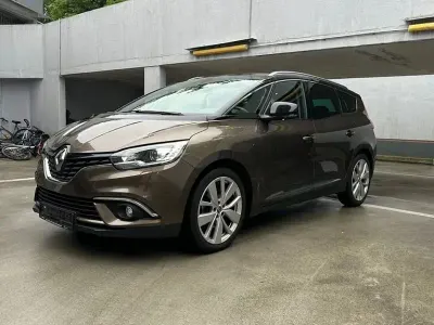 Gebraucht Renault Scenic E-Tech LIMITED 140 PS (102 kW) 2019 Braun Van / Kleinbus