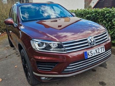 Gebraucht VW Touareg 204 PS (150 kW) 2016 Rot SUV