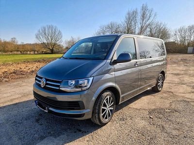 Gebraucht VW Multivan Comfortline 150 PS (110 kW) 2018 Grau Van