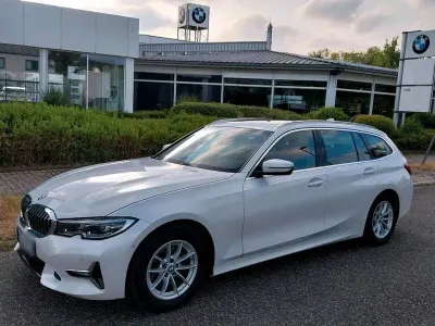 Gebraucht BMW 320 Luxury Line 184 PS (135 kW) 2020 Weiß Kombi