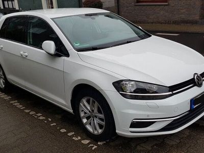 gebraucht VW Golf 2.0 TDI DSG Highline Highline