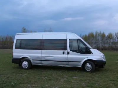 Używany Ford Transit 101 KM (74 kW) 2014 Srebrny Minivan
