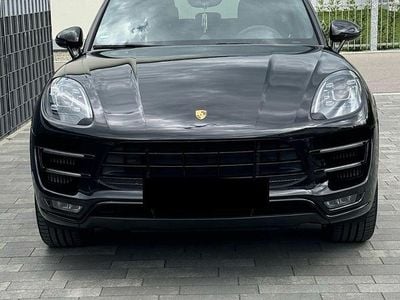 Second-hand Porsche Macan Turbo Performance Package 441 CP (324 kW) 2017 Negru SUV